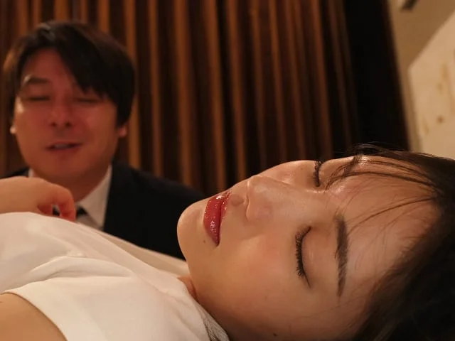 Tưởng dụ được gái xinh vào khách sạn, ai ngờ mình mới là… thóc